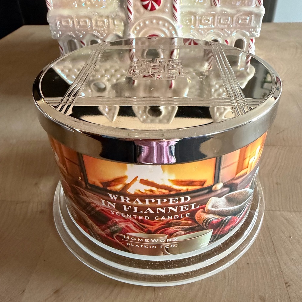 HomeWorx Wrapped in Flannel Scented Candle - Silver and Brown